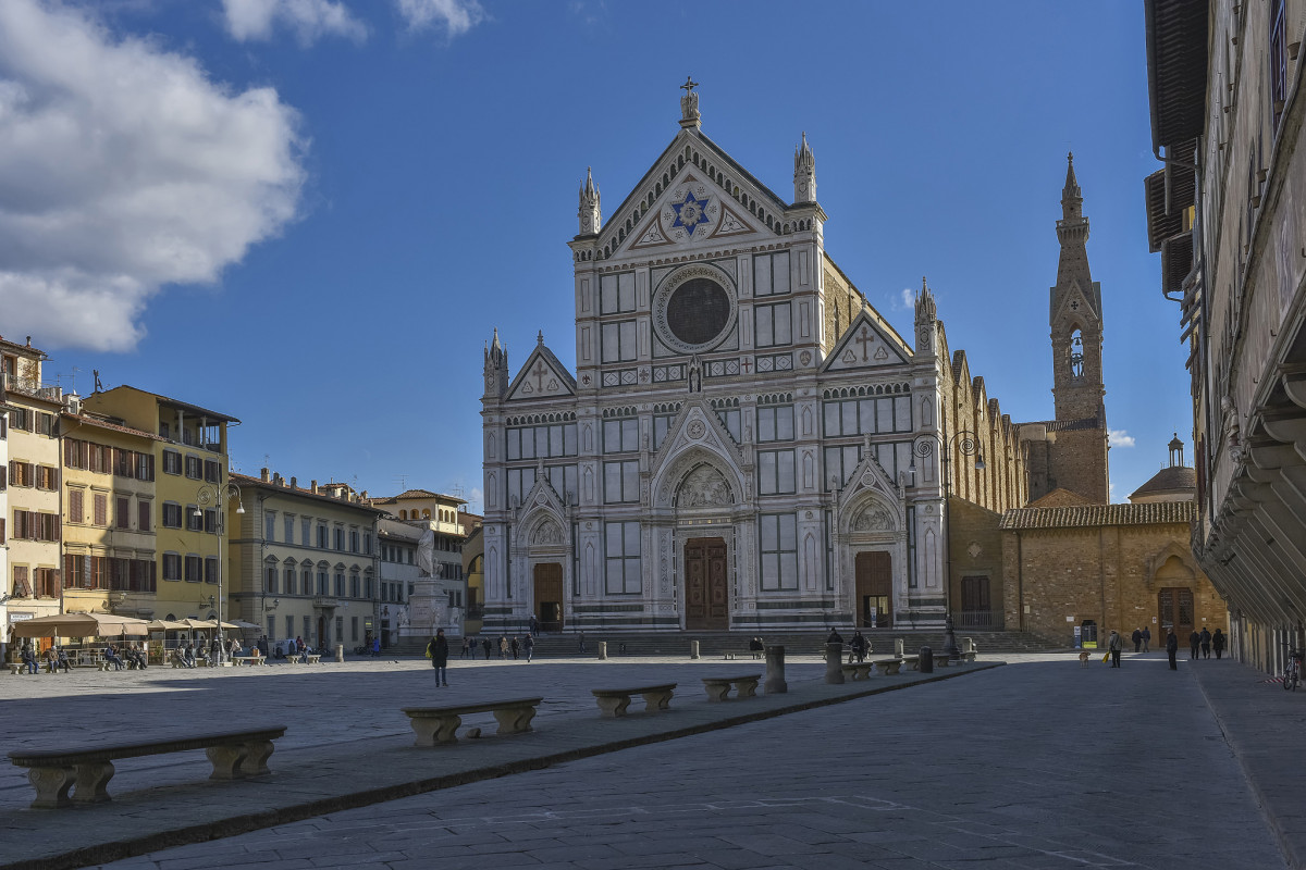 Basilica of Santa Croce in Florence near the luxury apartment