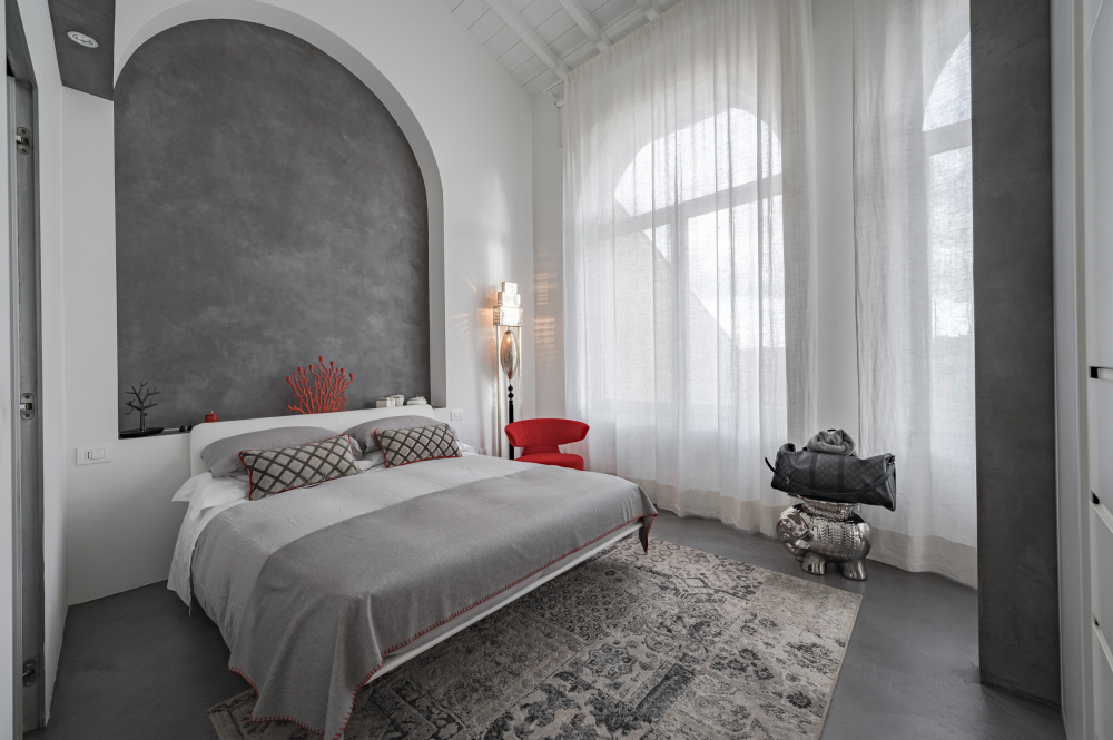 Elegant bedroom with neutral tones and comfort design