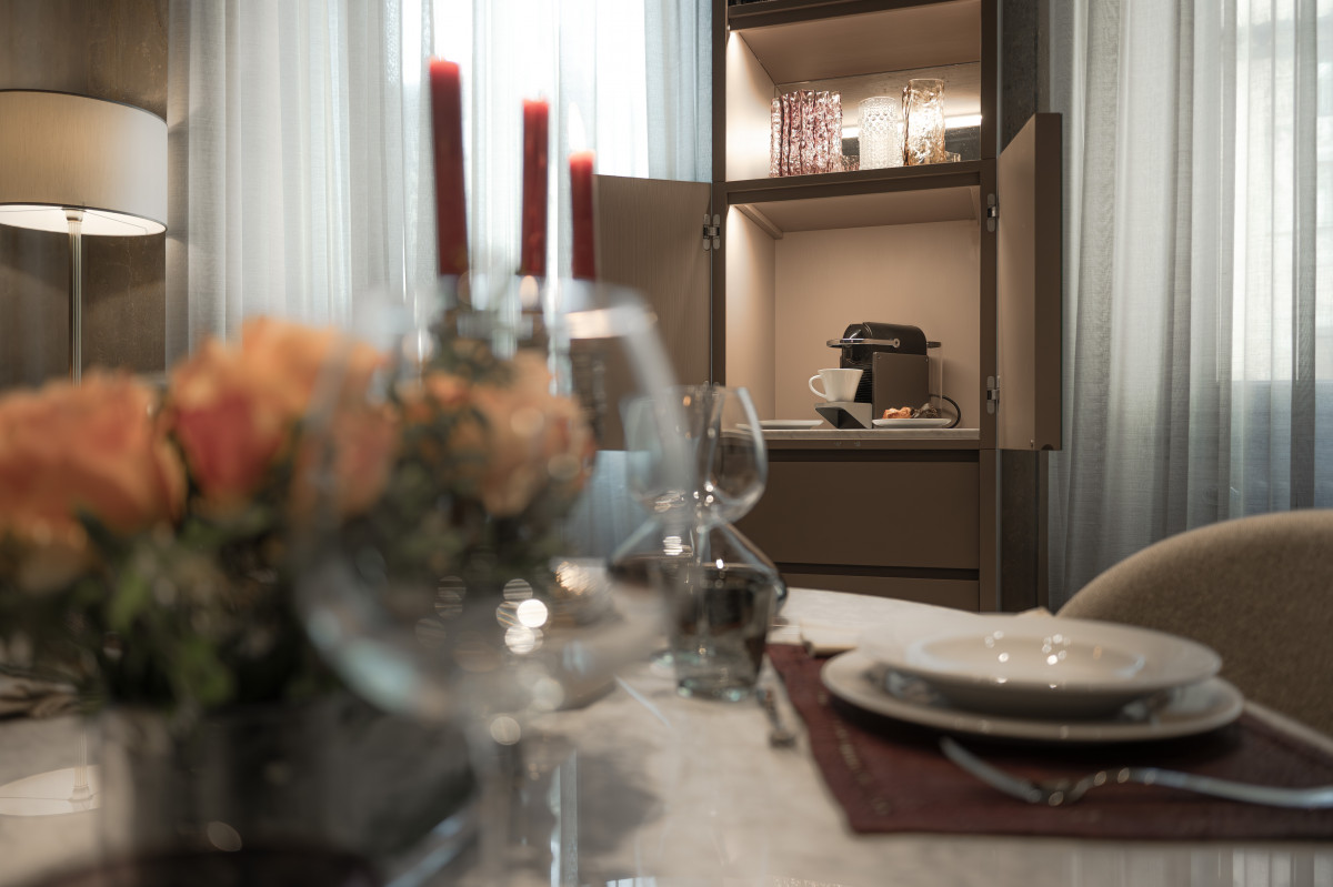 Dining table detail in Florence apartment