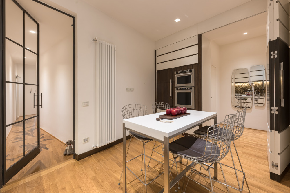 Kitchen with table in Florence apartment