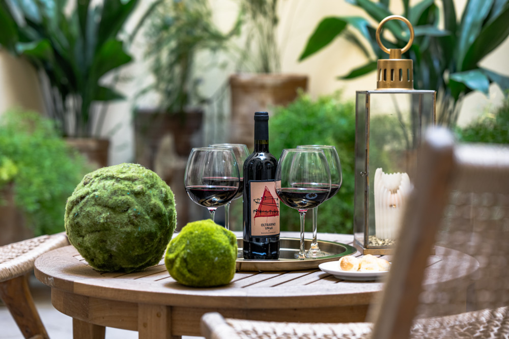 Patio table detail in Florence apartment