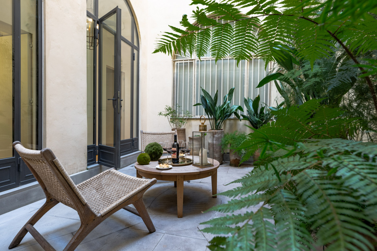 Private patio in Florence apartment
