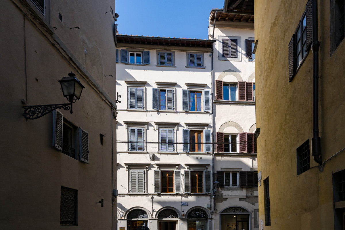 Street view in Florence historic centre