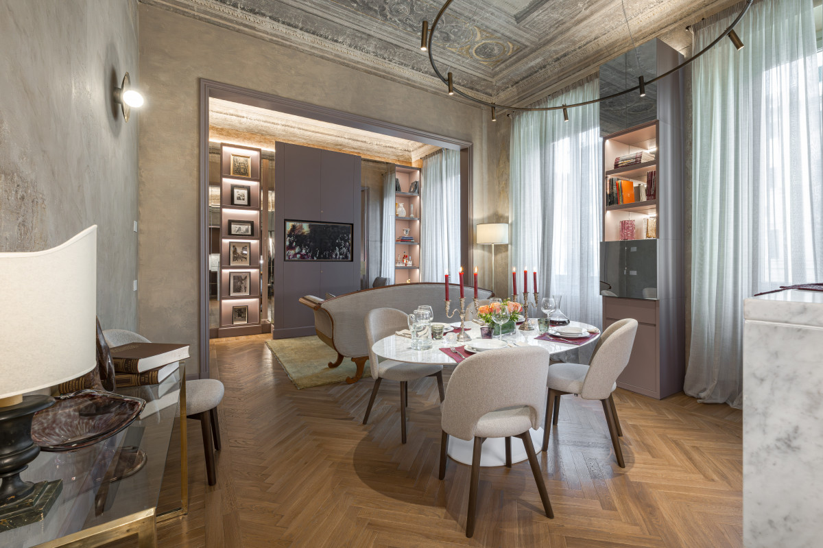 Elegant dining room in Medici historical apartment in Florence city center