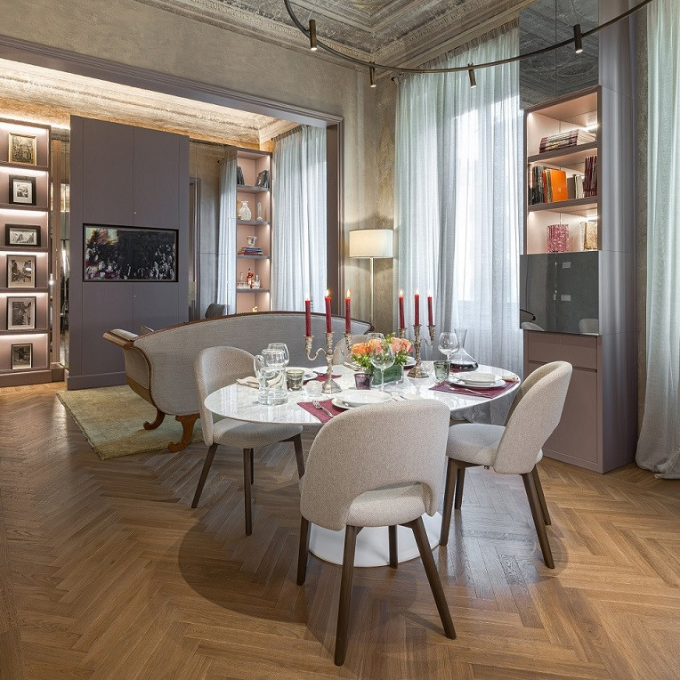 Luxury apartment for sale in Piazza di Madonna in Florence historic center