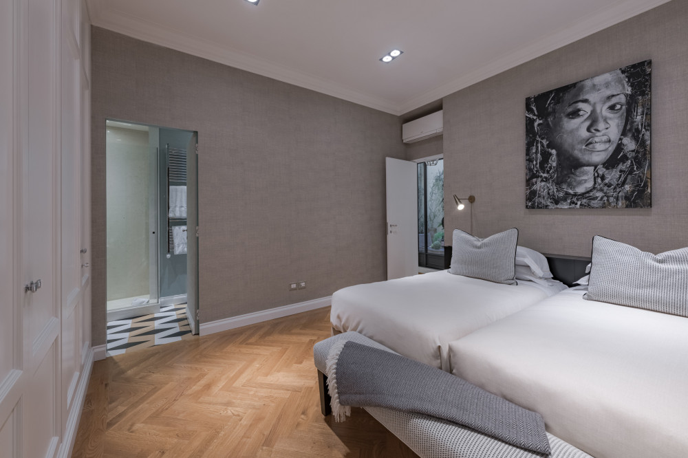 oltrarno-vm48-bedroom-florenceBedroom in Oltrarno VM48 apartment in Florence