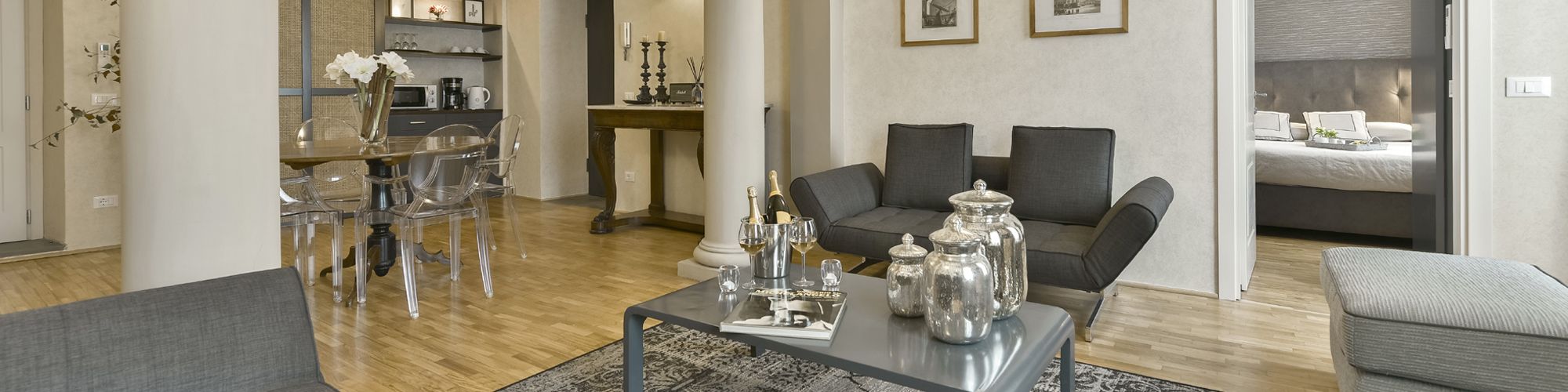 sophisticated living area of the Piazza Pitti 22 apartment