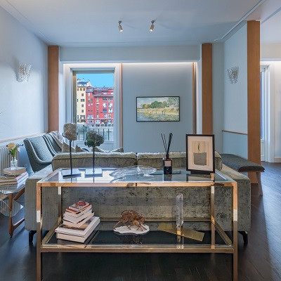 Luxury apartment with panoramic views of Ponte Vecchio in Florence and elegant interiors